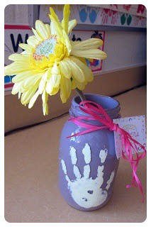 Handprint Vase Days Out With Kids