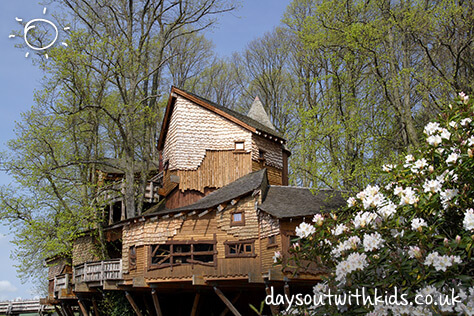 Alnwick-Garden-Tree-House on #daysoutwithkids