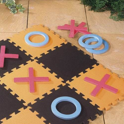 giant noughts and crosses