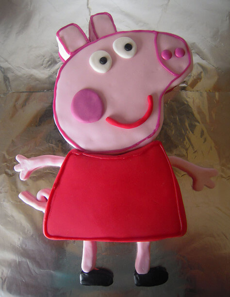 Peppa Pig Cake by Heather-Lamacraft on #Daysoutwithkids