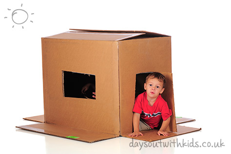 Cardboard house on #Daysoutwithkids