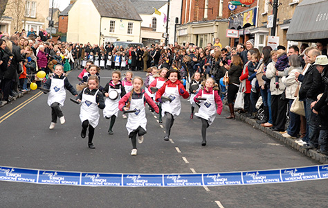 Olney-Pancake-Race on #Daysoutwithkids