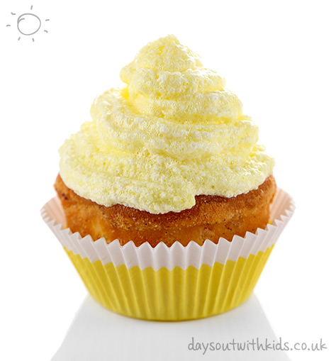 bigstock-Tasty-cup-cake-with-cream-iso-68237320