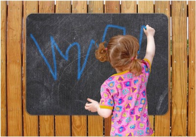 Outdoor Chalk Board on #Daysoutwithkids