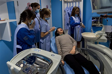 dentists_in_training_at_kidzania_london__(2)_25_06_15_03112015142532