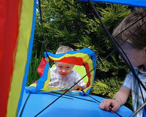 kite-building