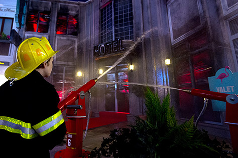 fire_-_putting_out_the_flames_at_kidzania_london__25_06_15_04112015094553