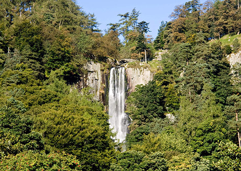 pistyll-rhaeadr-waterfall