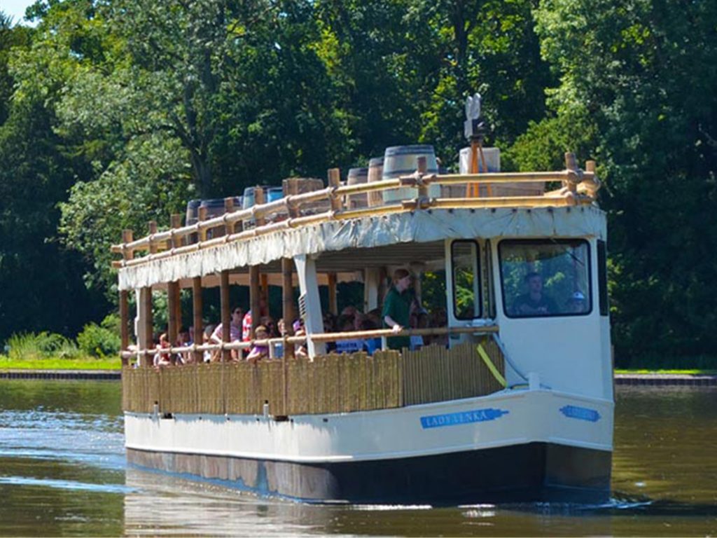 longleat safari boat